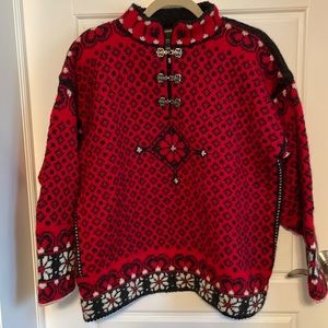 Vintage Dale of Norway Wool Sweater, Pull over, 3 metal clasp closure, Size S
